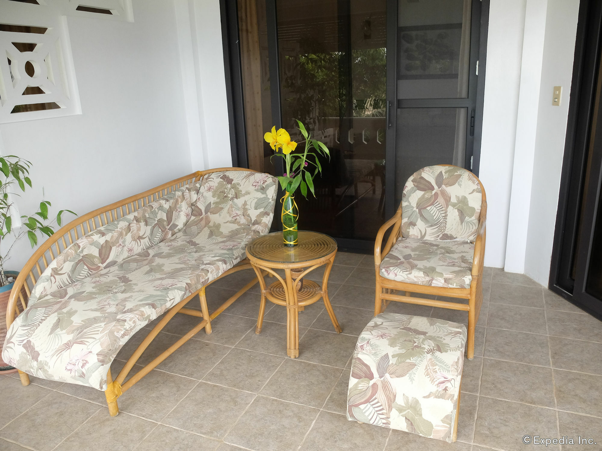 Argonauta Apartment Suites Yapak Экстерьер фото